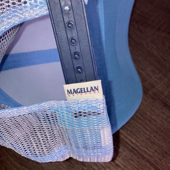 Unisex Magellan Outdoors Fishing Trucker Hat Adjustable Baby Blue & White - Picture 10 of 10